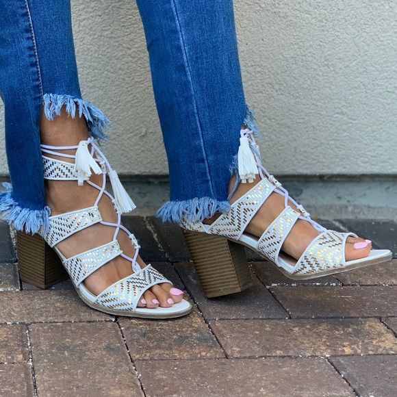 NIB Raffia Ghillie Tassel/Lace ColorBlock Sandals - Picture 5 of 8